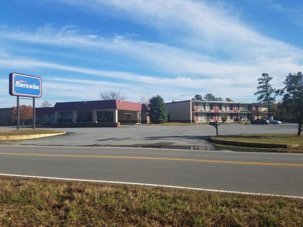 American Inn Skippers/Emporia Area Eksteriør billede